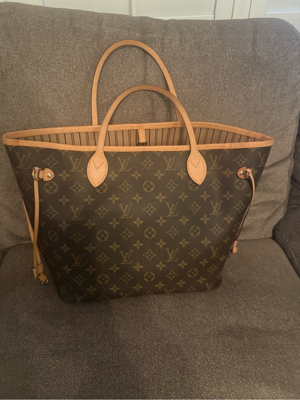 SOLD**+++++Louis Vuitton Monogram Neverfull MM — 2018